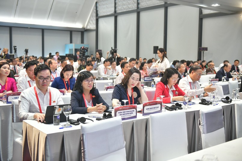 Chủ tịch Quốc hội: Các kiến nghị và giải pháp tại \'\'Diễn đàn Kinh tế - Xã hội Việt Nam năm 2022\'\' để phục vụ kịp thời Kỳ họp thứ 4